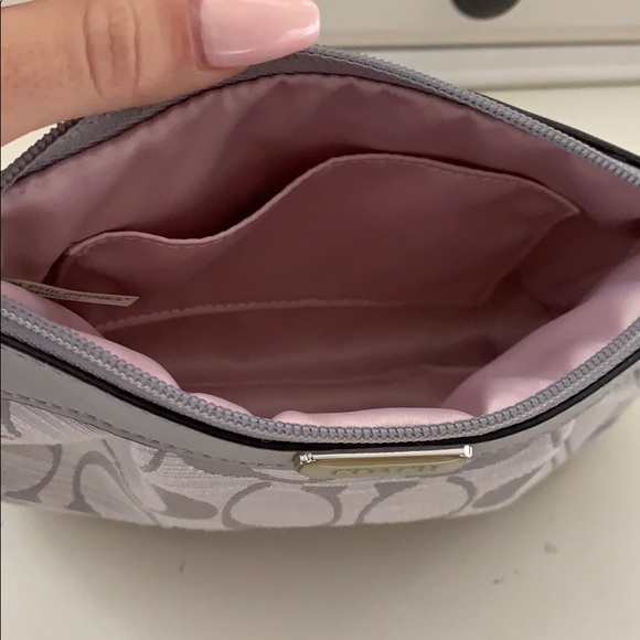 Wristlet - Picture 2 of 2